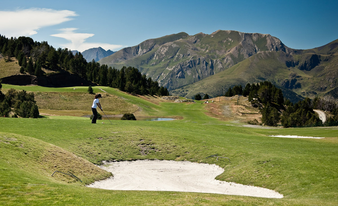 Turismo y Viajes propone Golf y Relax en el Pirineo Andorrano
