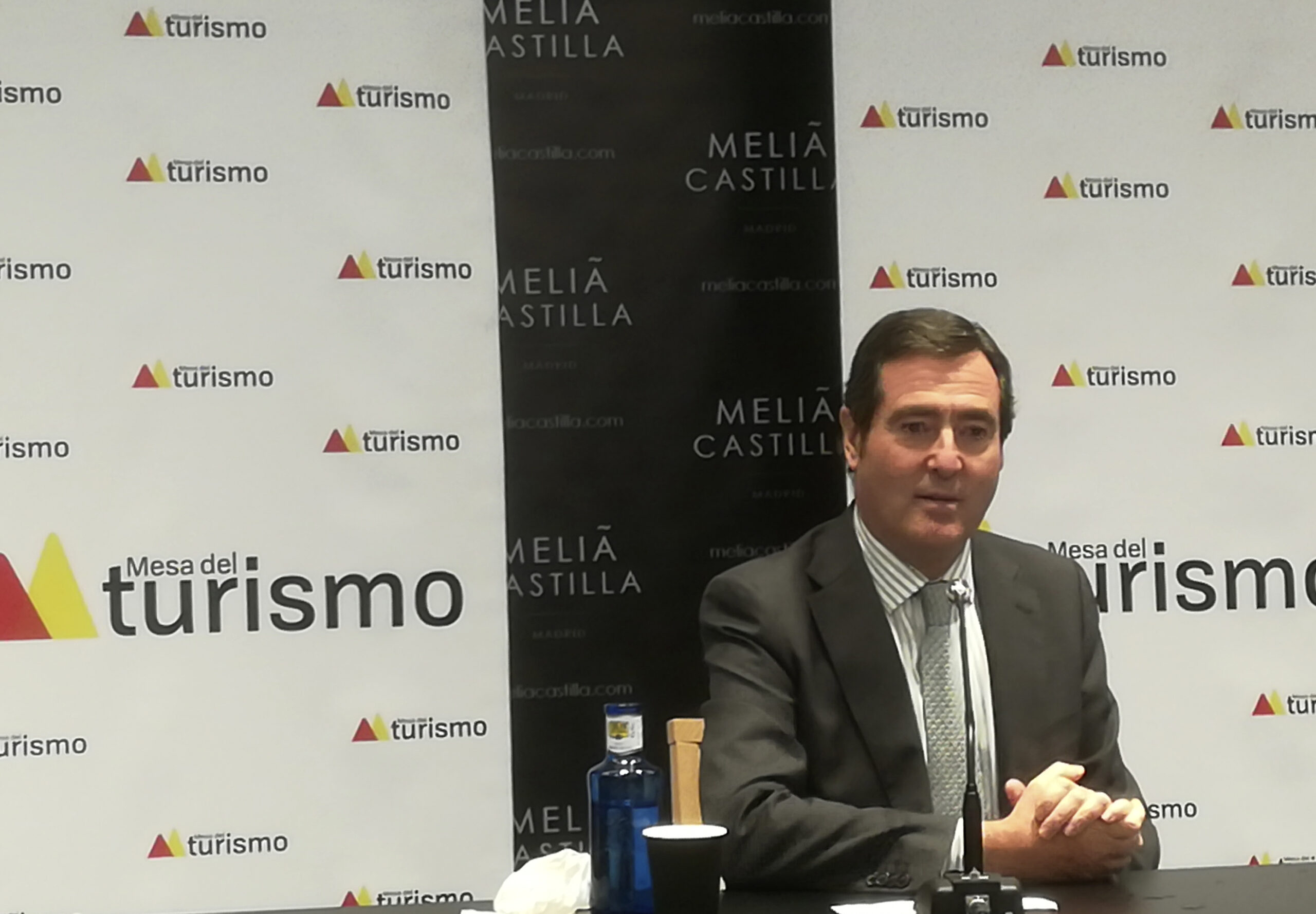 Rueda de prensa Juan Molas, Presidente de la Mesa de Turismo y Antonio Garamendi, Presidente de la CEOE
